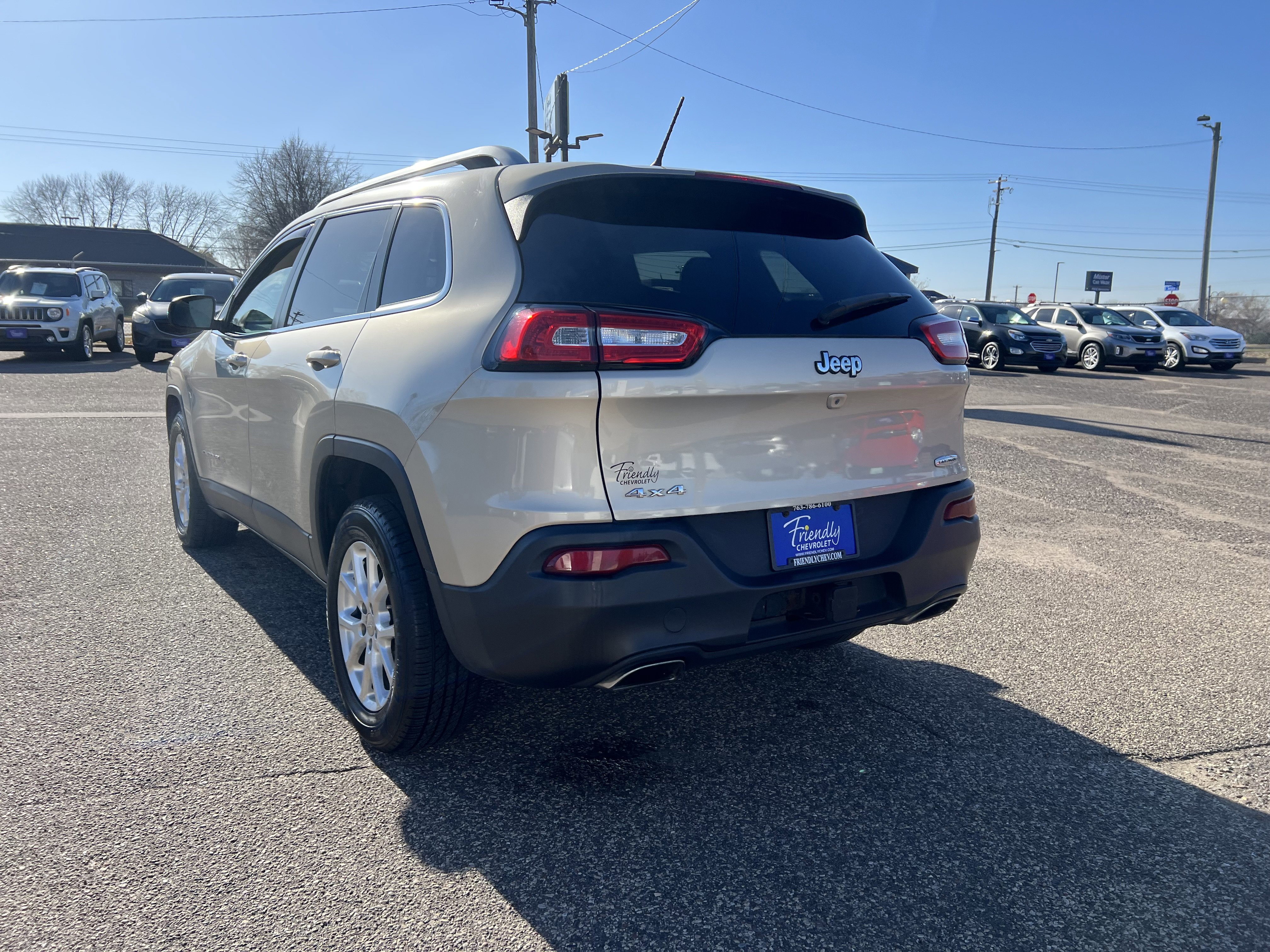Used 2015 Jeep Cherokee Latitude w/ Comfort/Convenience Group image 5