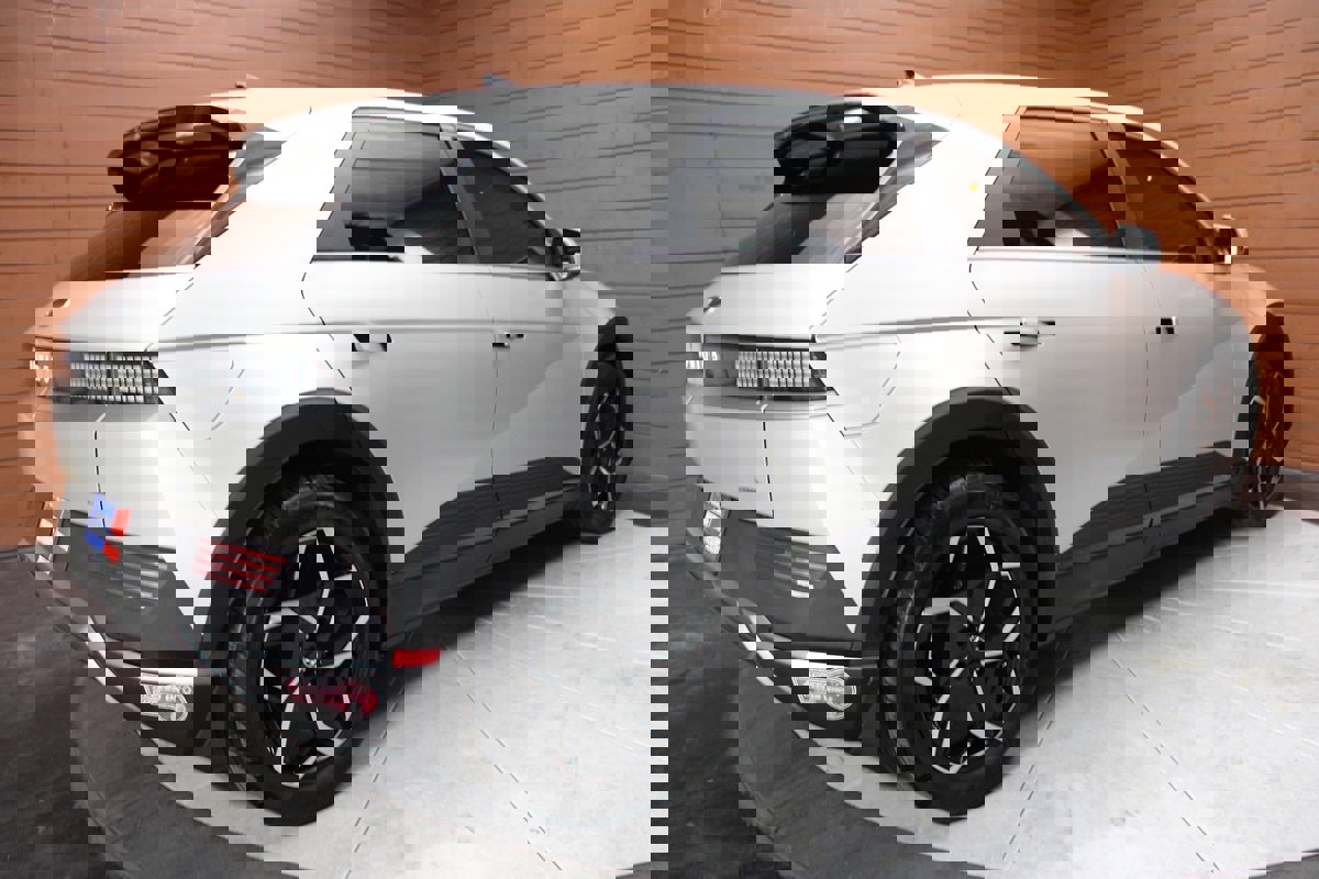 Used 2023 Hyundai Ioniq 5 SEL w/ Cargo Package image 17