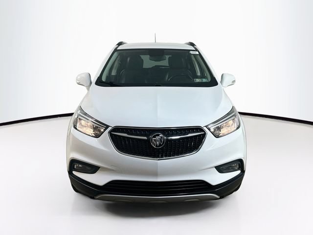 Used 2019 Buick Encore Sport Touring FWD image 2