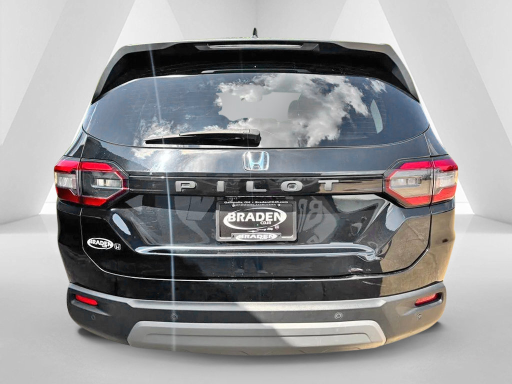Used 2025 Honda Pilot EX-L image 6