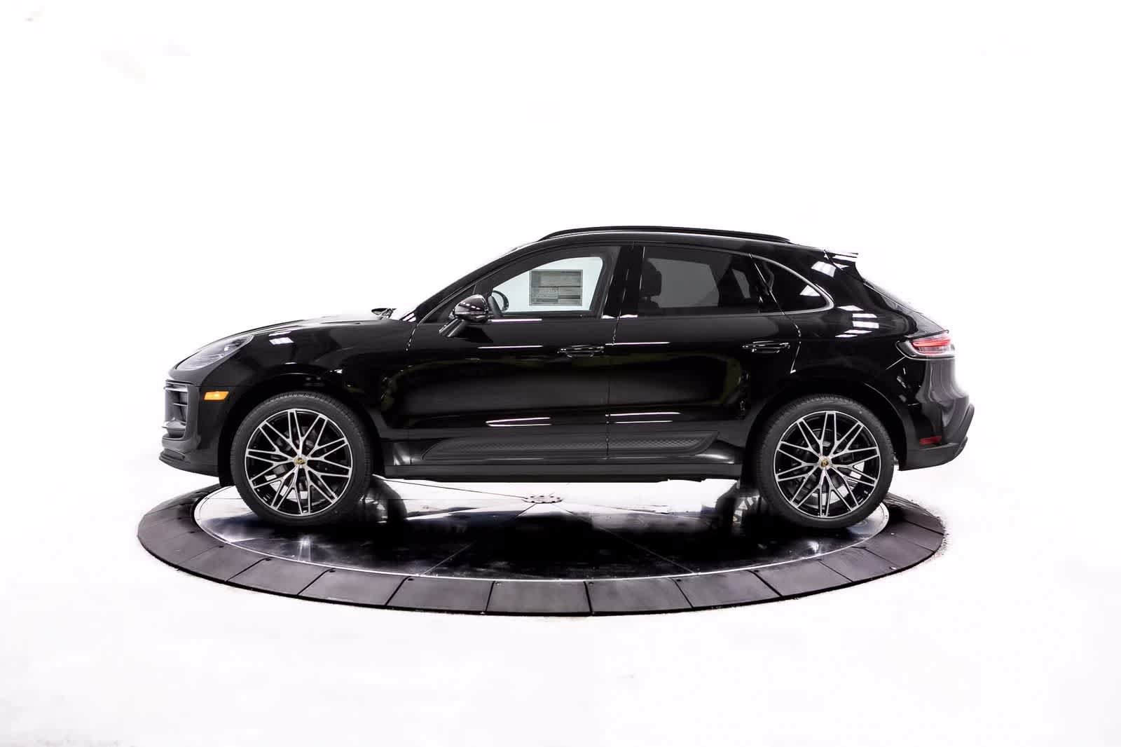 Certified 2026 Porsche Macan image 2