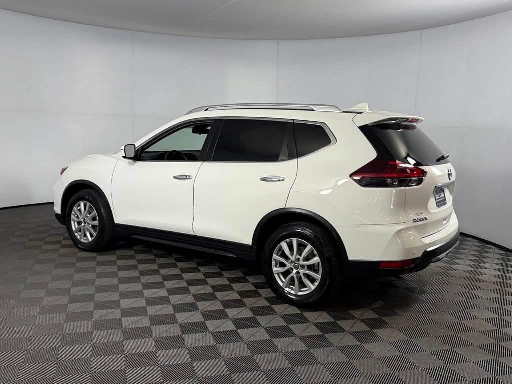 Used 2020 Nissan Rogue SV FWD image 9