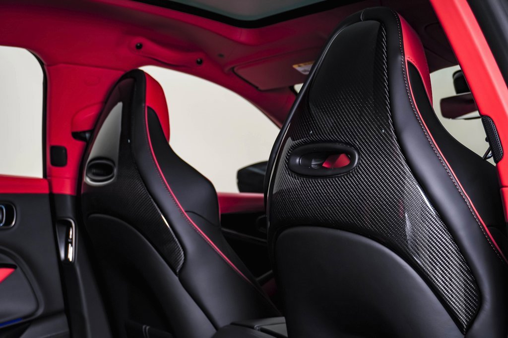 New 2025 Aston Martin DBX 707 image 20