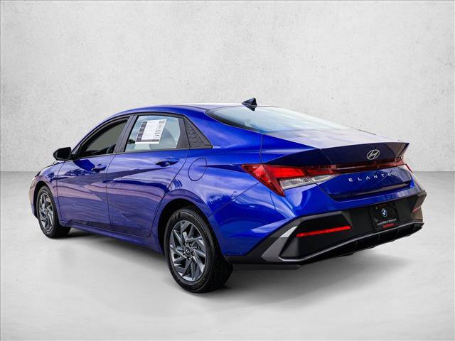 Used 2024 Hyundai Elantra SEL FWD image 7