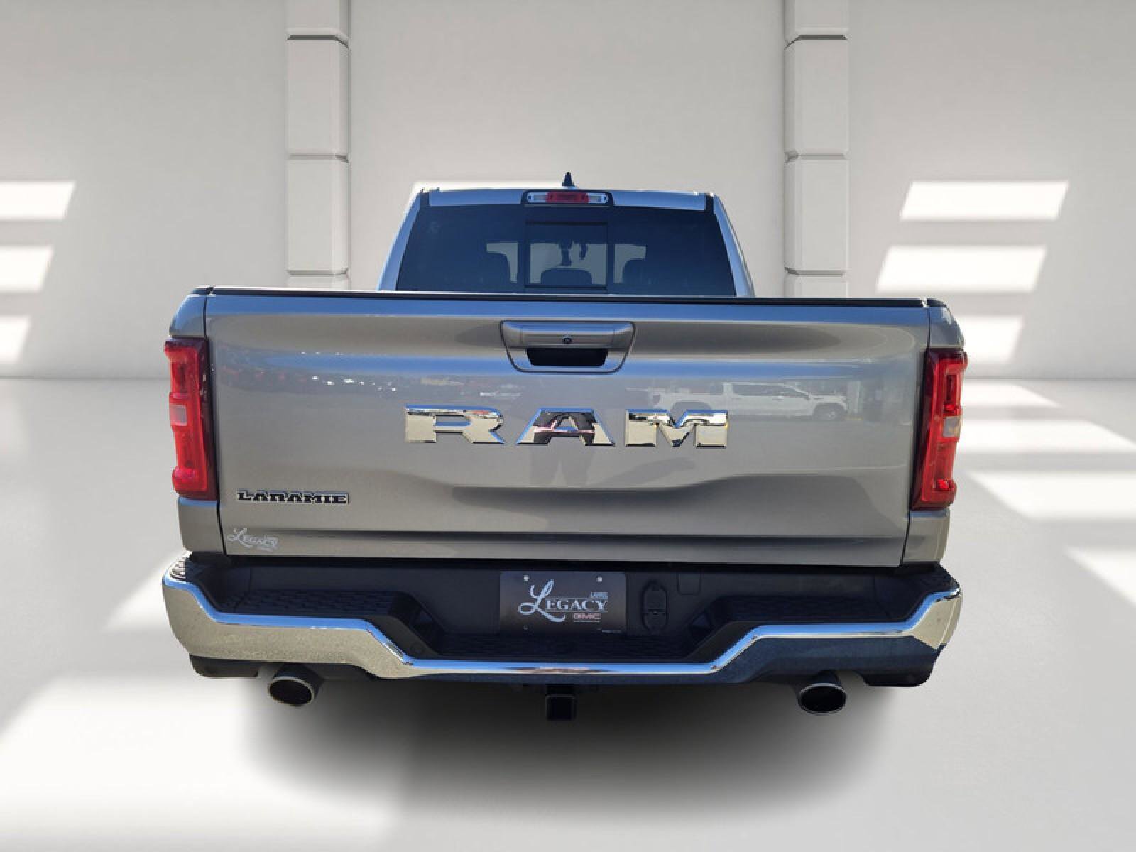 Used 2025 RAM 1500 Laramie image 6