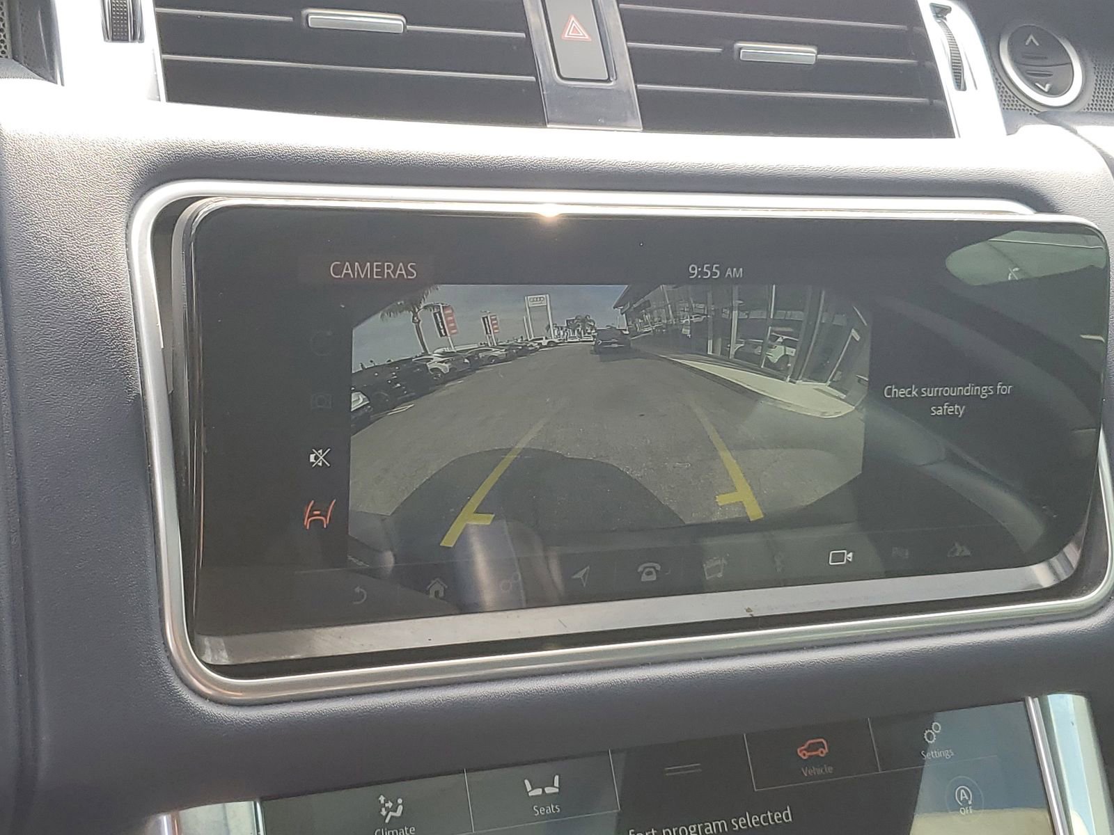 Used 2021 Land Rover Range Rover Sport HST AWD/4WD image 28