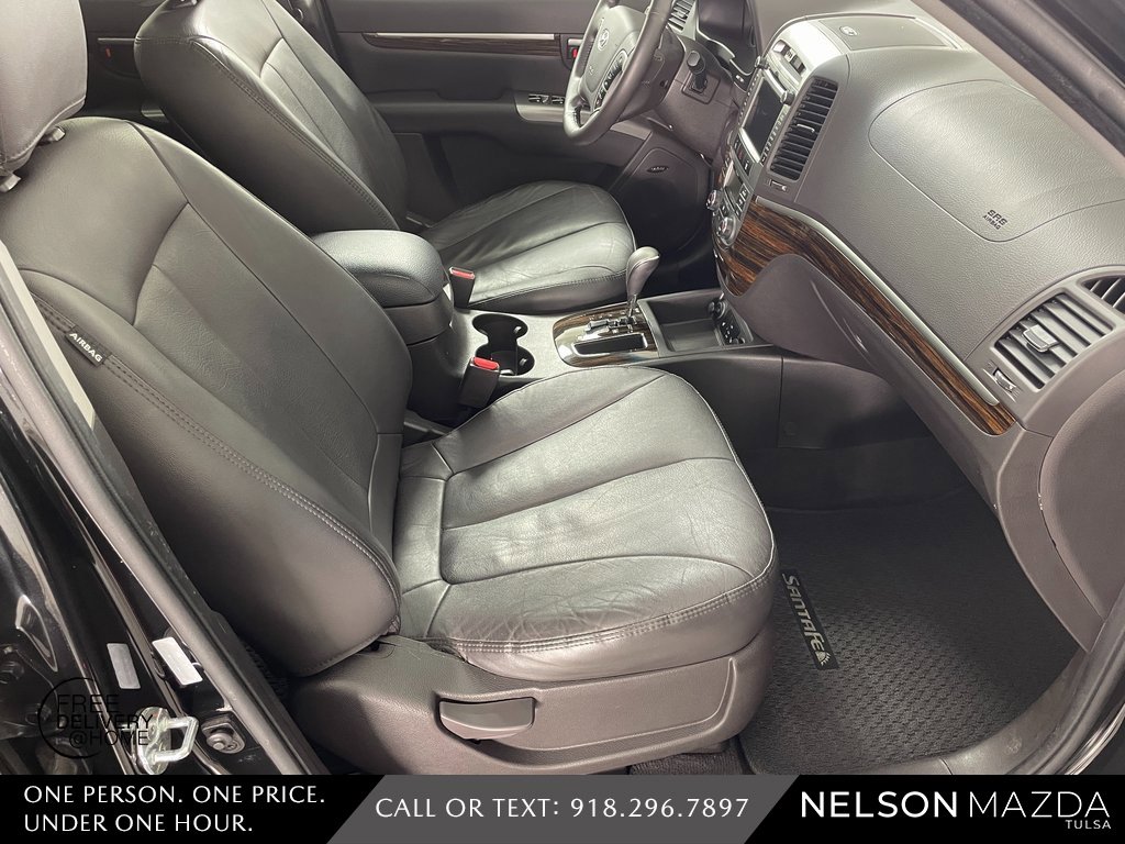 Used 2012 Hyundai Santa Fe Limited w/ Navigation Pkg 4 image 50