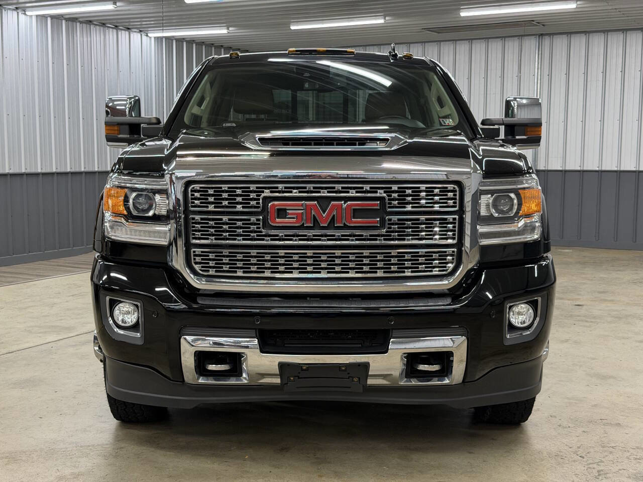 Used 2019 GMC Sierra 3500 Denali w/ Duramax Plus Package image 12
