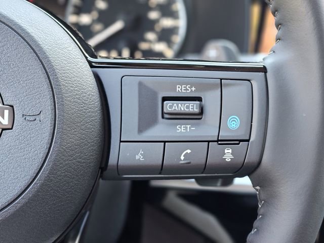 New 2025 Nissan Pathfinder SL w/ Black Appearance Package image 17