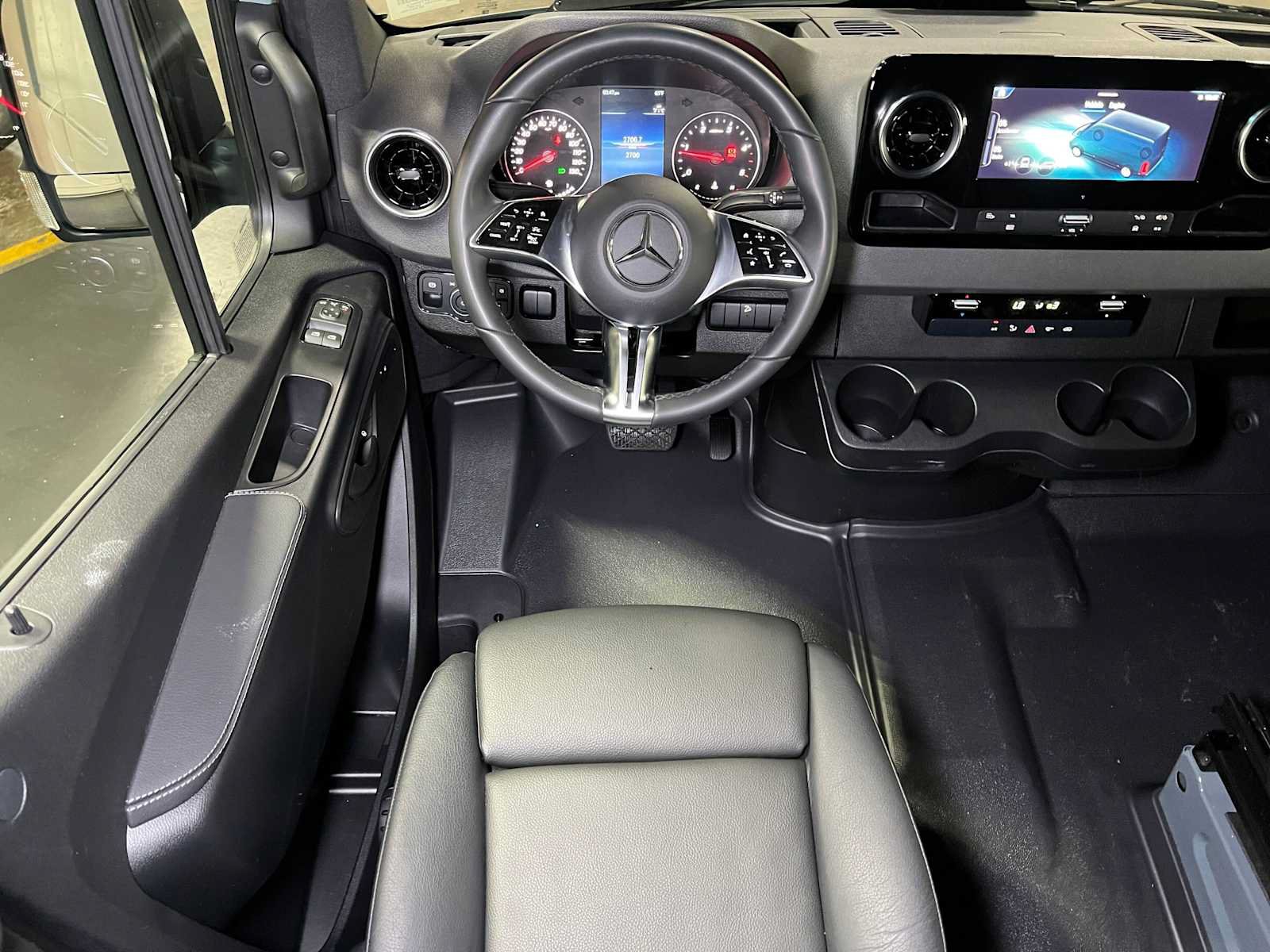 Used 2026 Mercedes-Benz Sprinter 2500 image 40