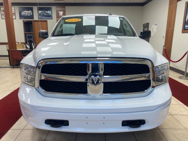 Used 2022 RAM 1500 Classic SLT w/ Electronics Group image 9