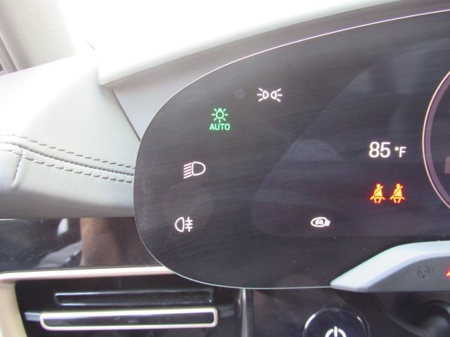 Used 2022 Porsche Taycan 4S image 35