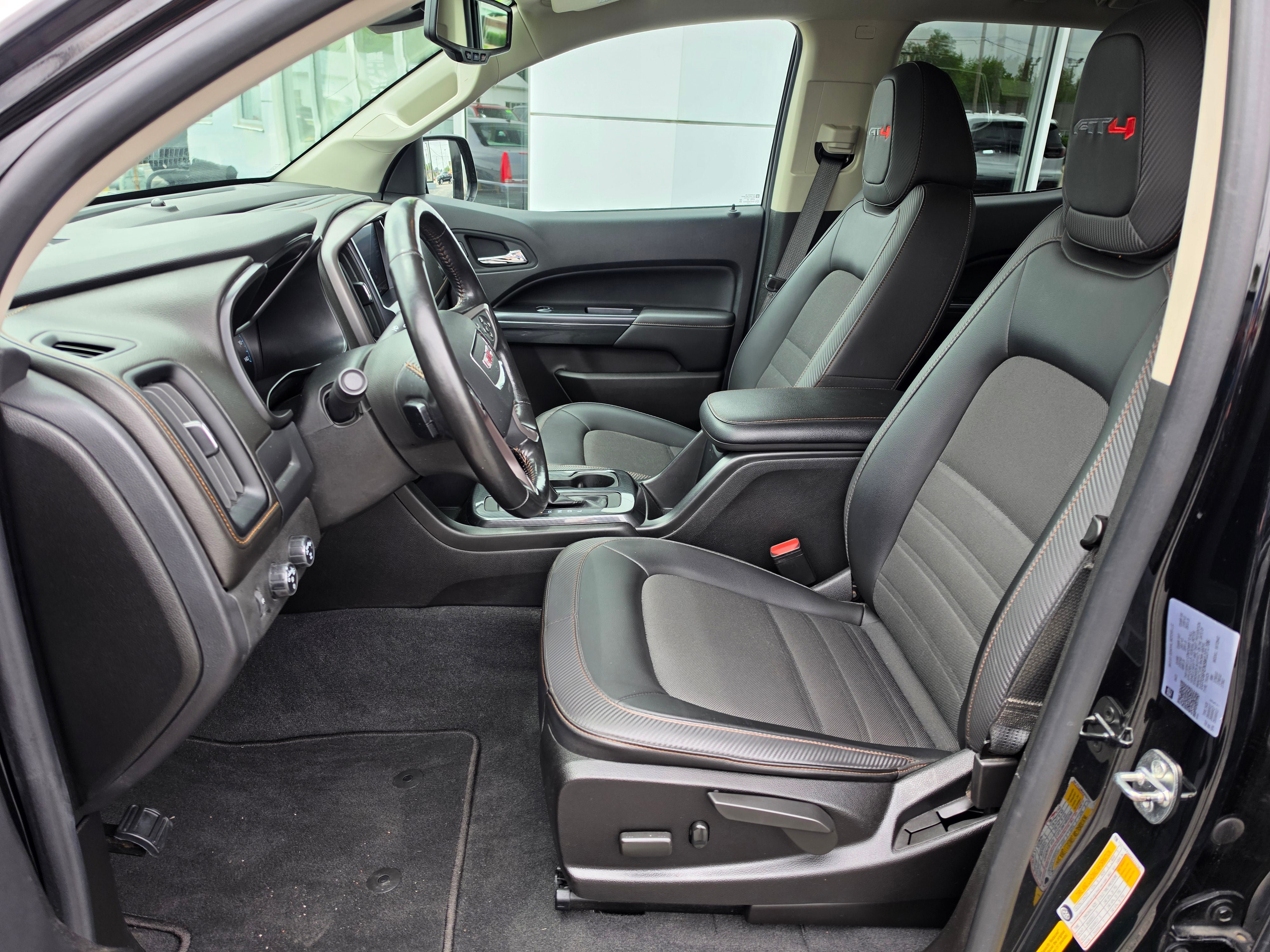 Used 2021 GMC Canyon AT4 w/ Driver Alert Package AWD/4WD image 10