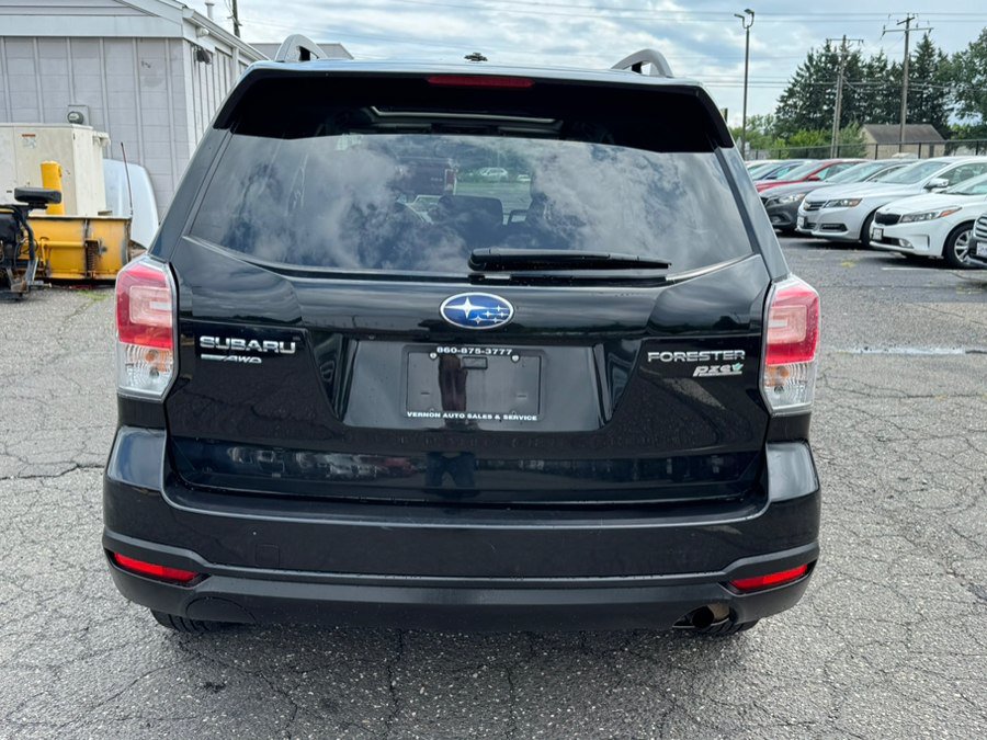 Used 2017 Subaru Forester 2.5i Premium w/ All-Weather Package AWD/4WD image 10