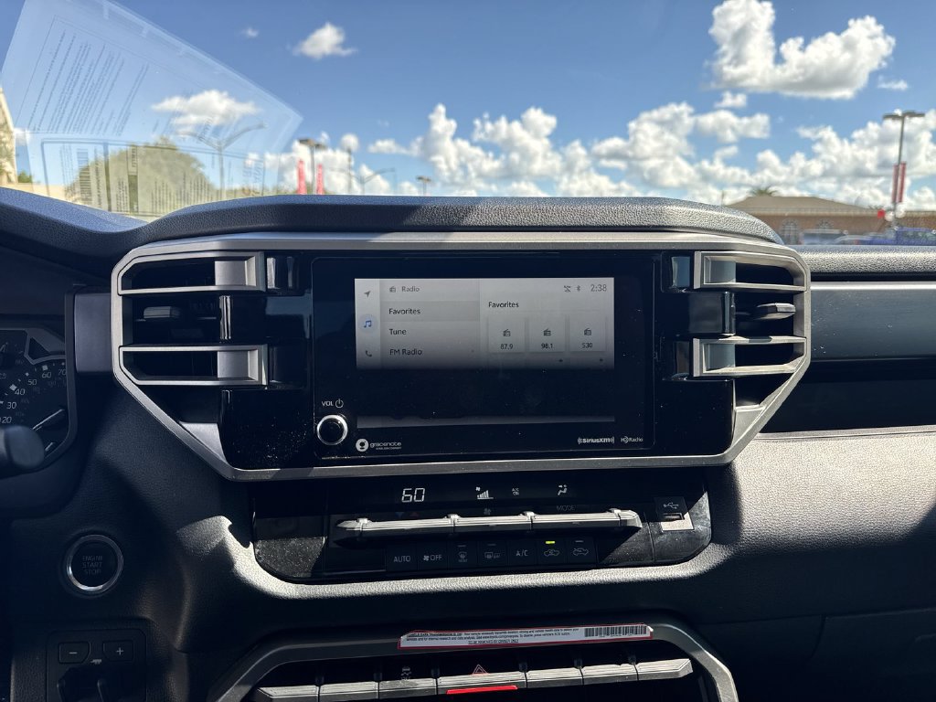 Used 2023 Toyota Tundra SR5 w/ SR5 Convenience Package AWD/4WD image 26