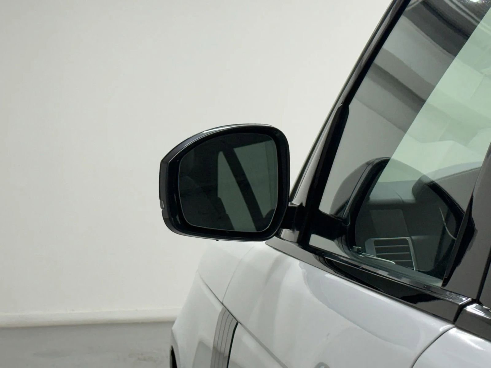 Used 2020 Land Rover Range Rover HSE AWD/4WD image 43