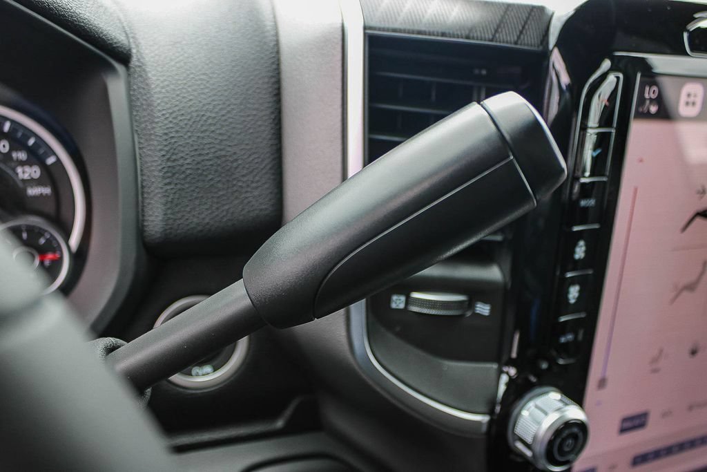 New 2026 RAM 3500 Big Horn AWD/4WD image 20