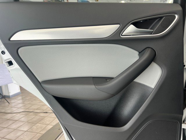 Used 2018 Audi Q3 2.0T Premium AWD/4WD image 36