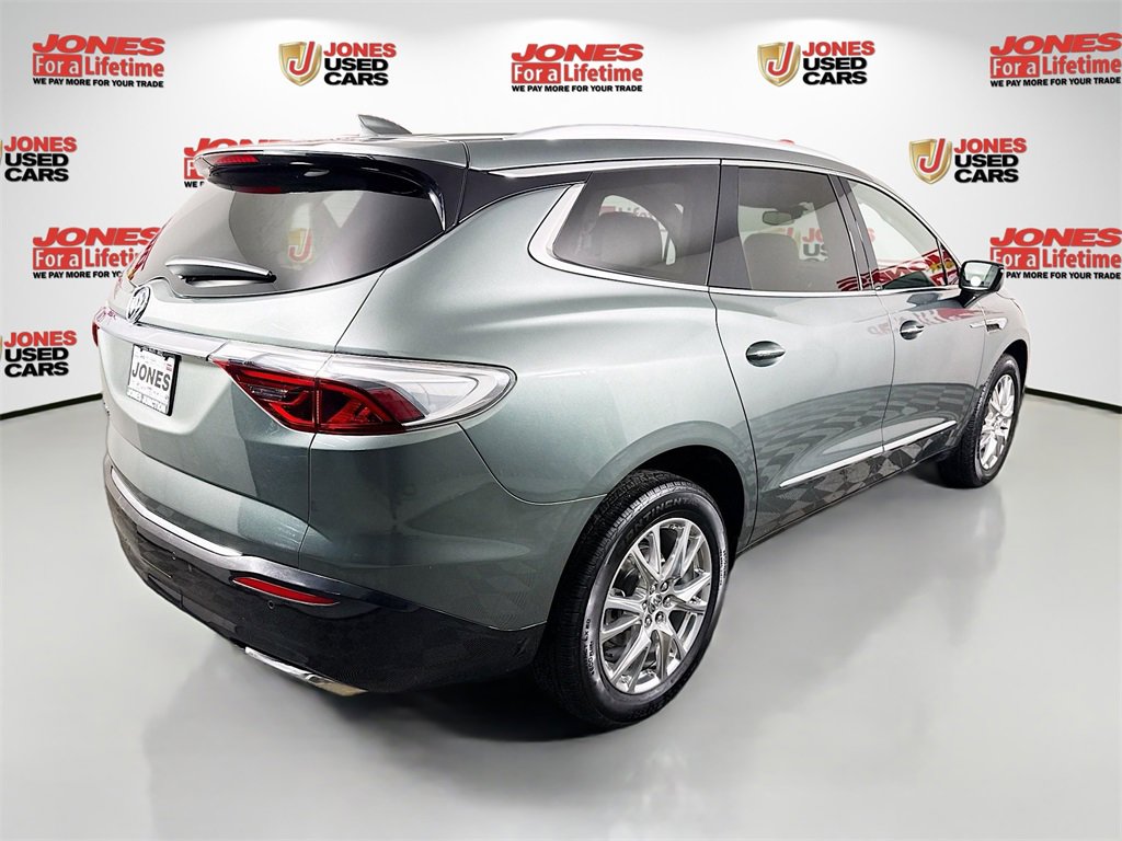 Used 2023 Buick Enclave Essence w/ Experience Buick Package image 16