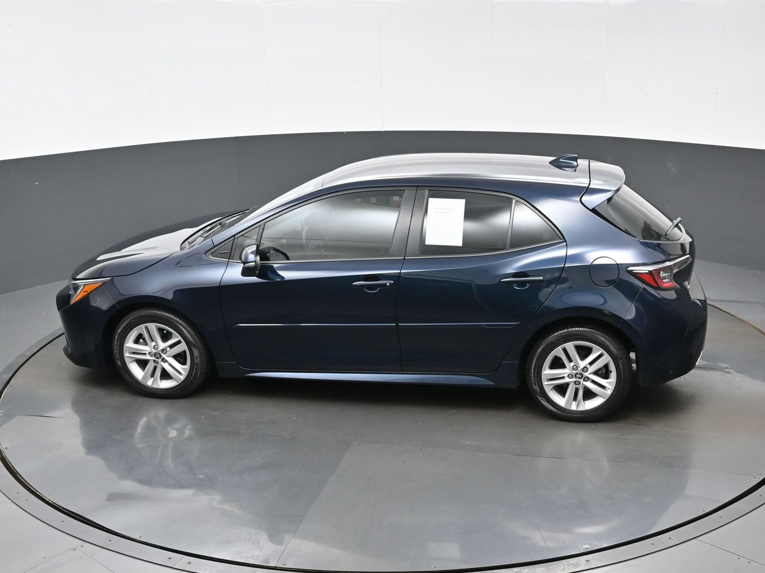 Used 2020 Toyota Corolla SE FWD image 37