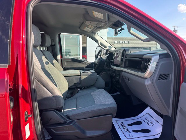 Used 2024 Ford F250 XLT w/ XLT Premium Package AWD/4WD image 7