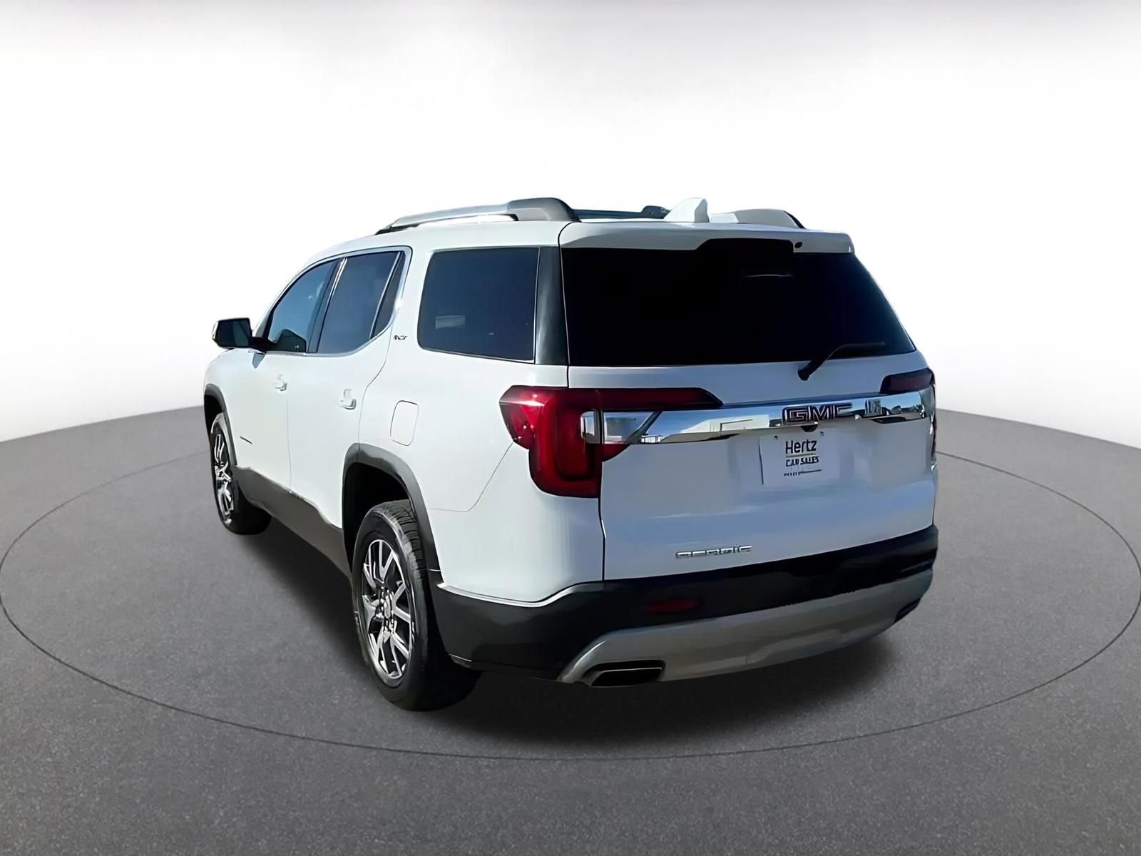 Used 2023 GMC Acadia SLT image 11