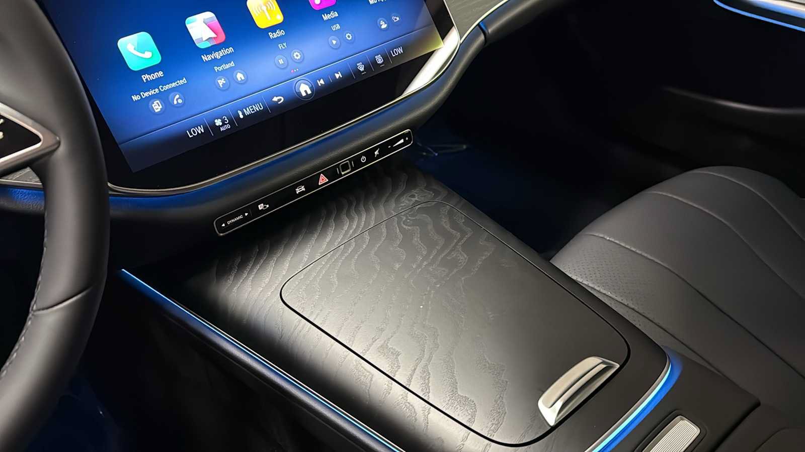 New 2027 Mercedes-Benz E 350 4MATIC Sedan image 23