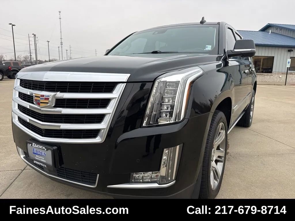 Used 2015 Cadillac Escalade Premium image 3