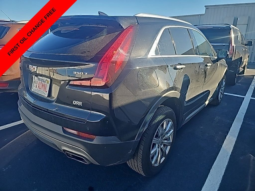Used 2022 Cadillac XT4 Premium Luxury w/ Enhanced Visibility Package image 3