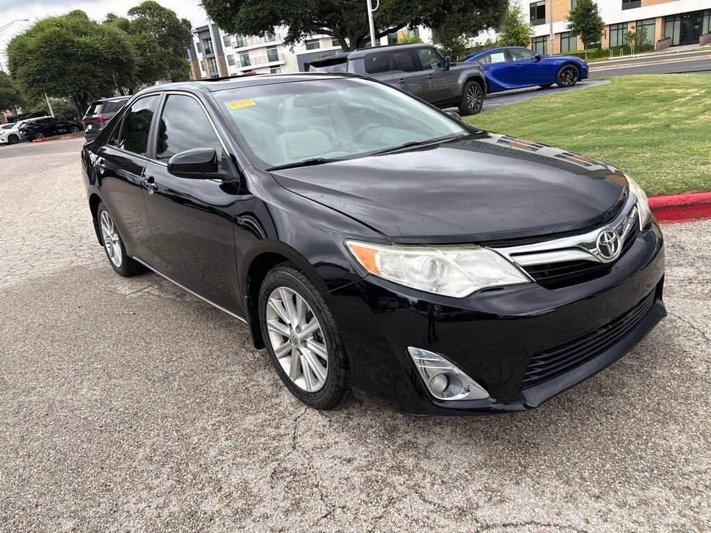 Used 2014 Toyota Camry XLE FWD image 7