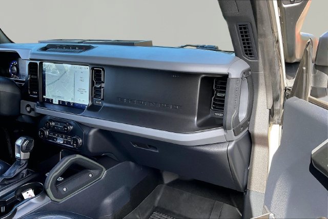Used 2022 Ford Bronco Everglades AWD/4WD image 18