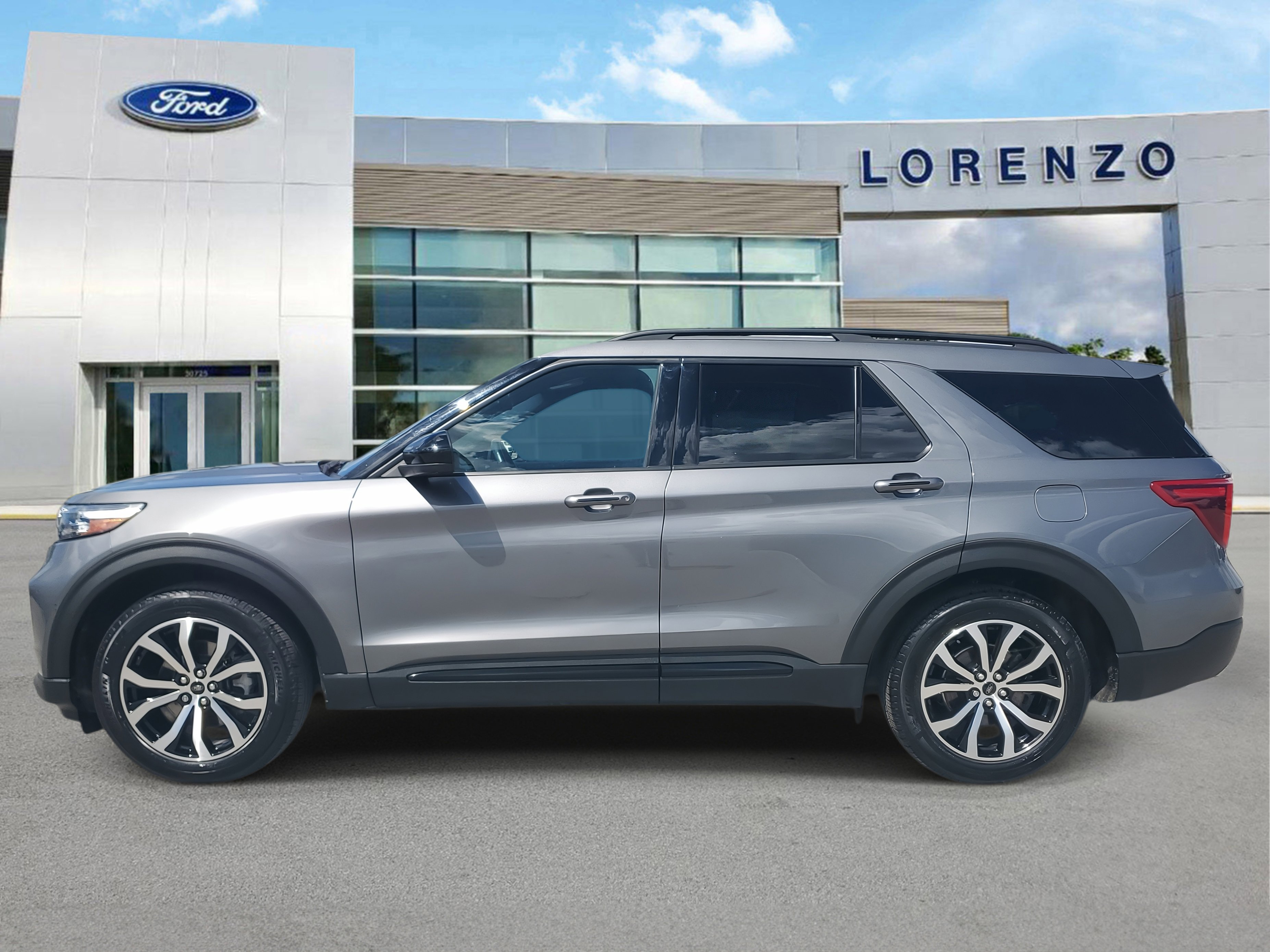 Used 2022 Ford Explorer ST-Line image 8