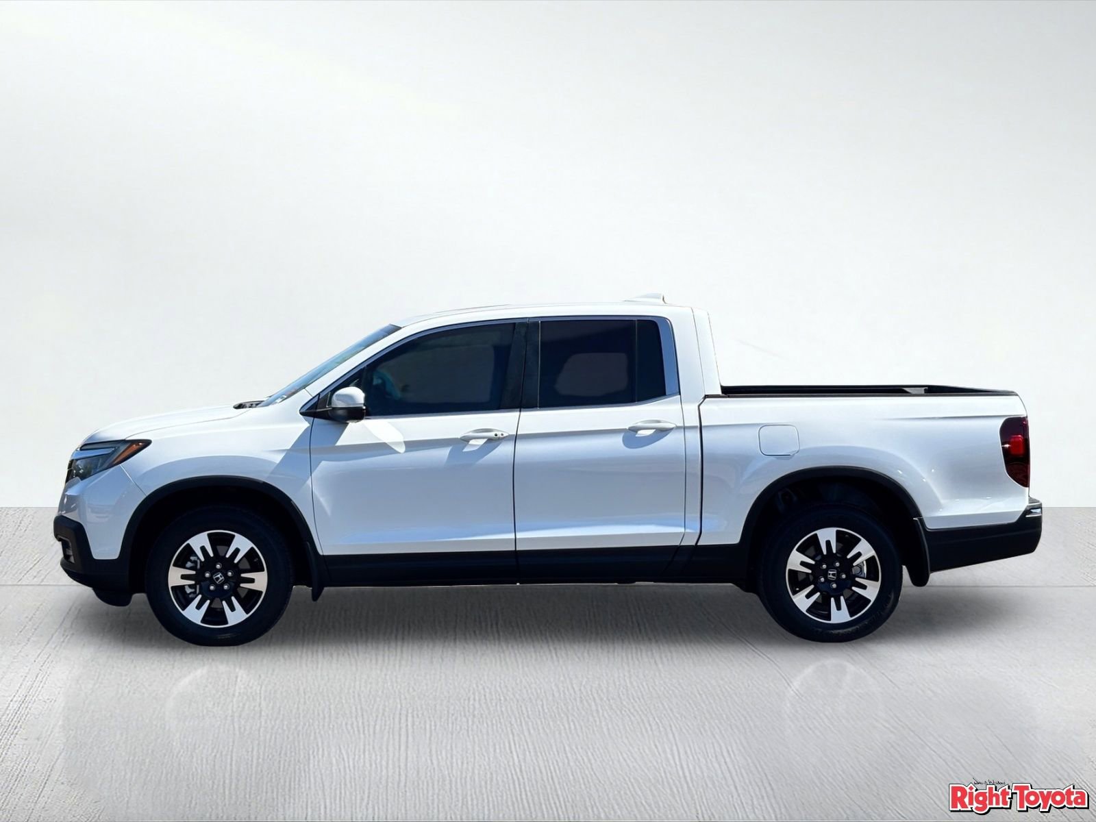 Used 2020 Honda Ridgeline RTL image 2