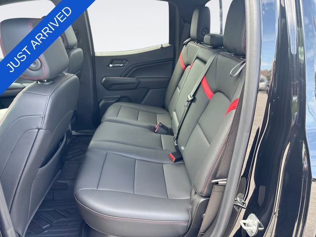 Used 2025 Chevrolet Colorado Z71 w/ Technology Package AWD/4WD image 23