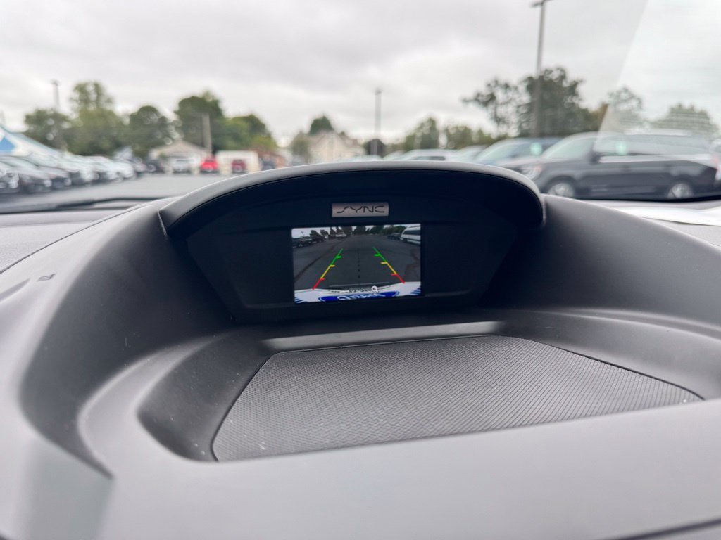 Used 2017 Ford Escape SE w/ SE Cold Weather Package FWD image 11