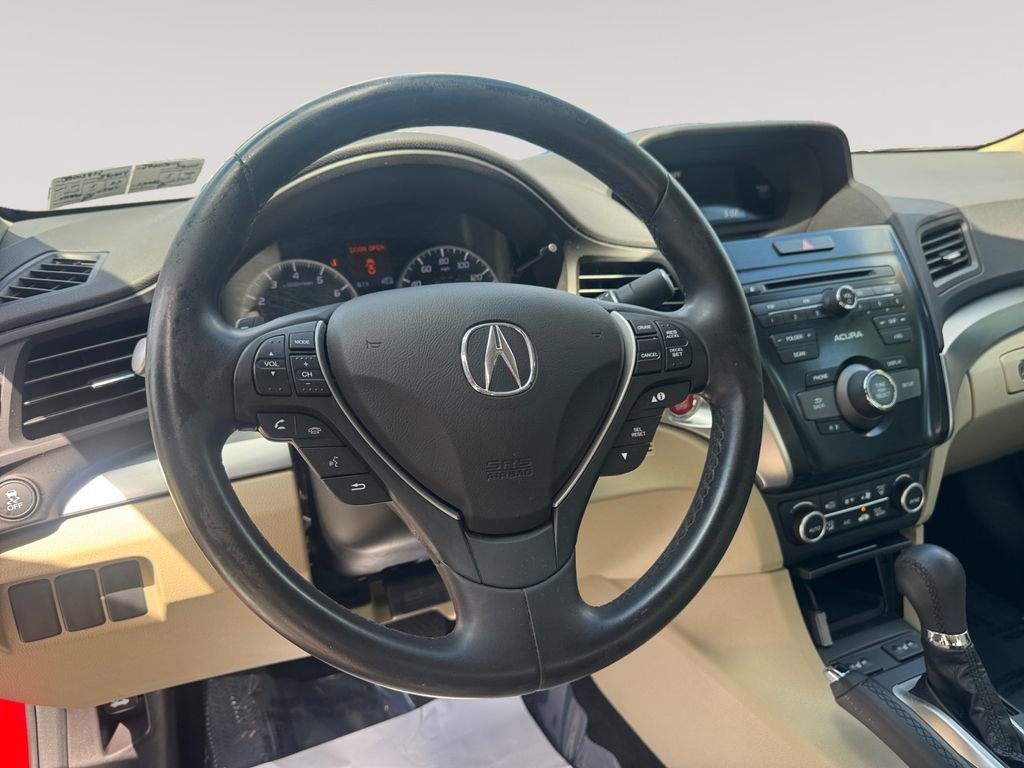 Used 2018 Acura ILX FWD image 12