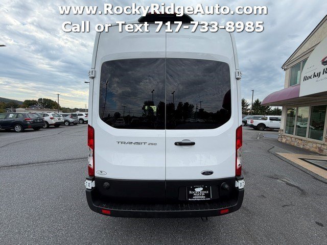 Used 2025 Ford Transit 250 148 High Roof w/ Load Area Protection Package RWD image 6