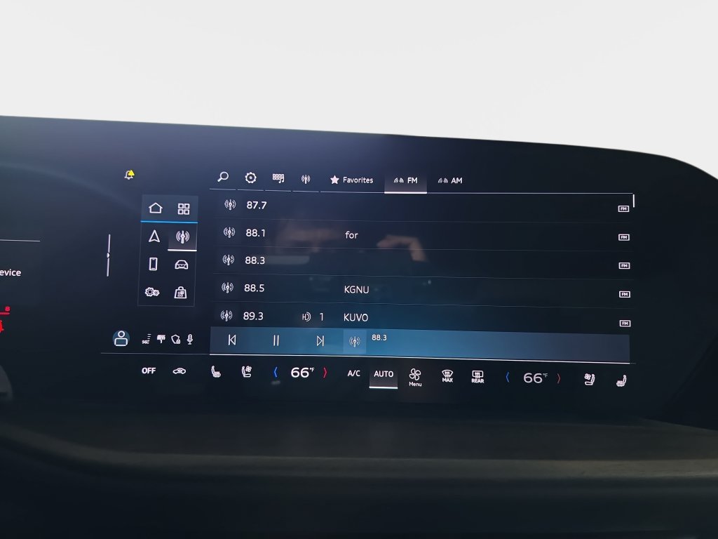 Certified 2025 Audi Q5 Premium Plus w/ Premium Plus AWD/4WD image 23