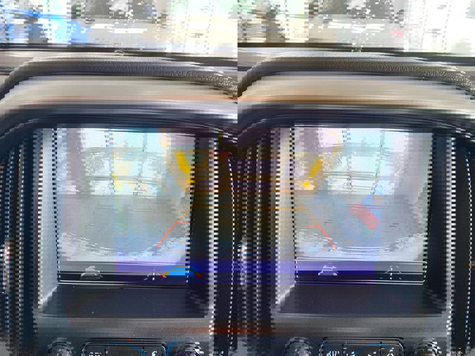 Used 2018 Chevrolet Colorado LT w/ Redline Special Edition image 11