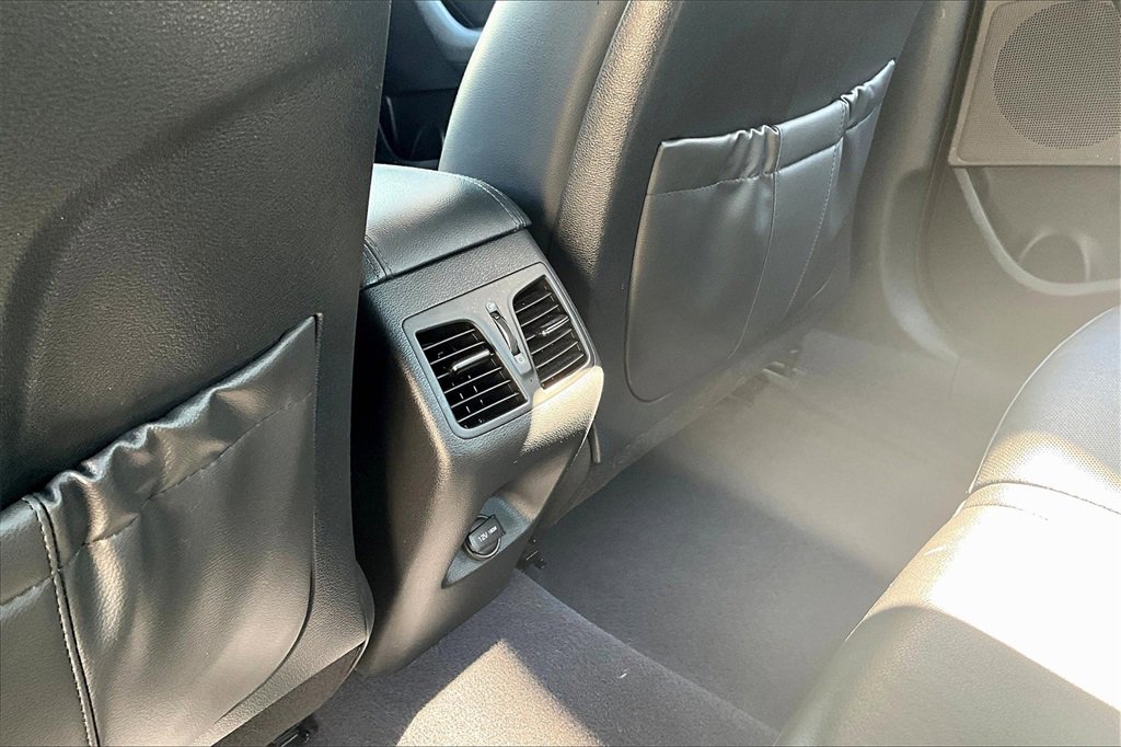 Used 2016 Hyundai Sonata Limited w/ Cargo Package image 10