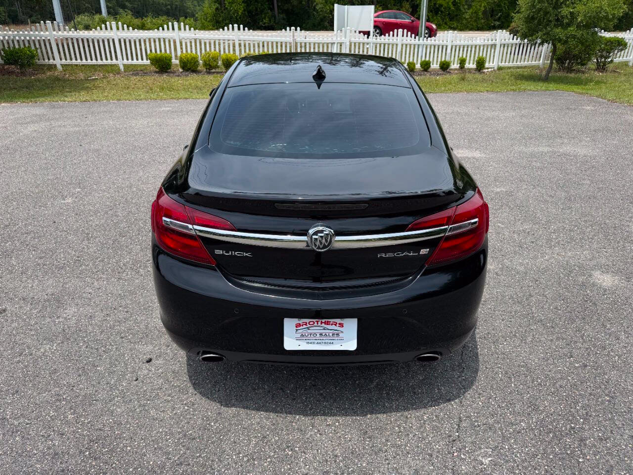 Used 2015 Buick Regal Premium w/ Experience Buick Package FWD image 5