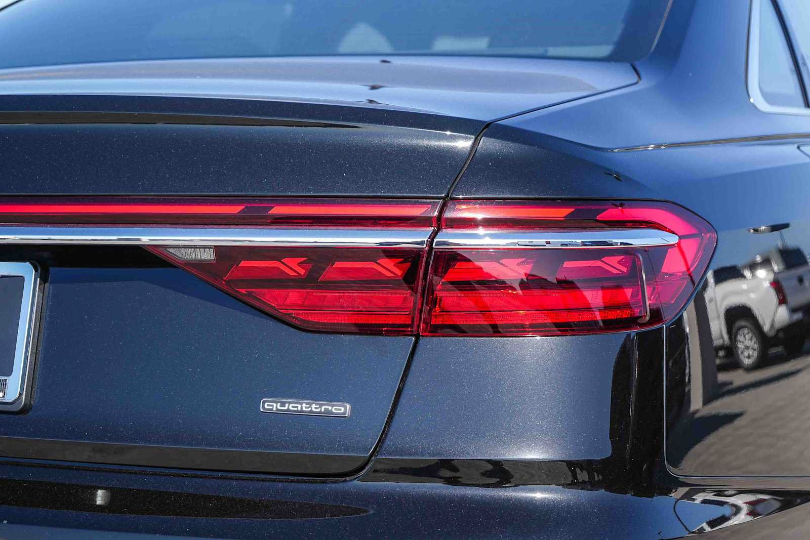 Used 2025 Audi A8 L 3.0T AWD/4WD image 11