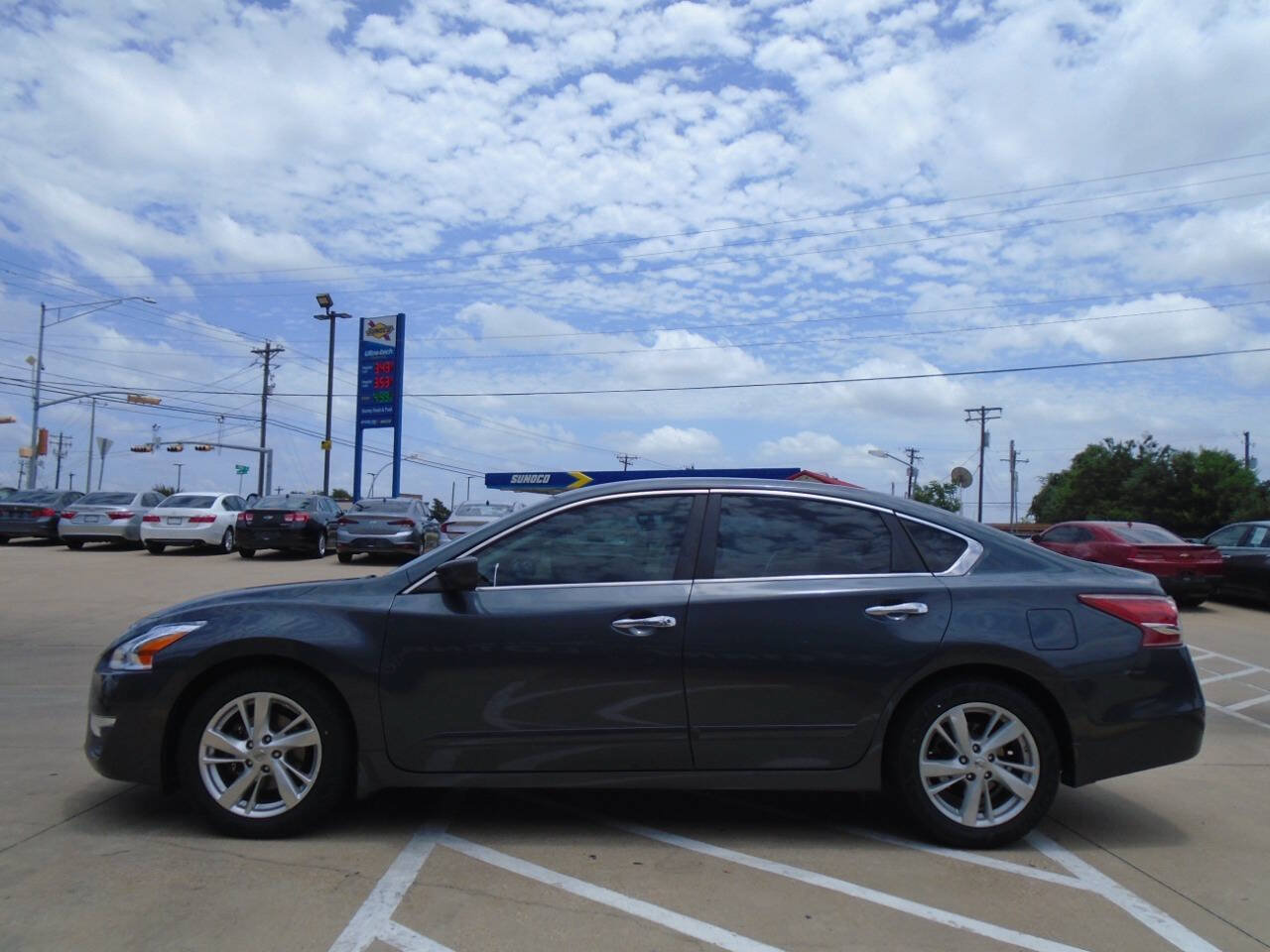 Used 2013 Nissan Altima 2.5 SV FWD image 4