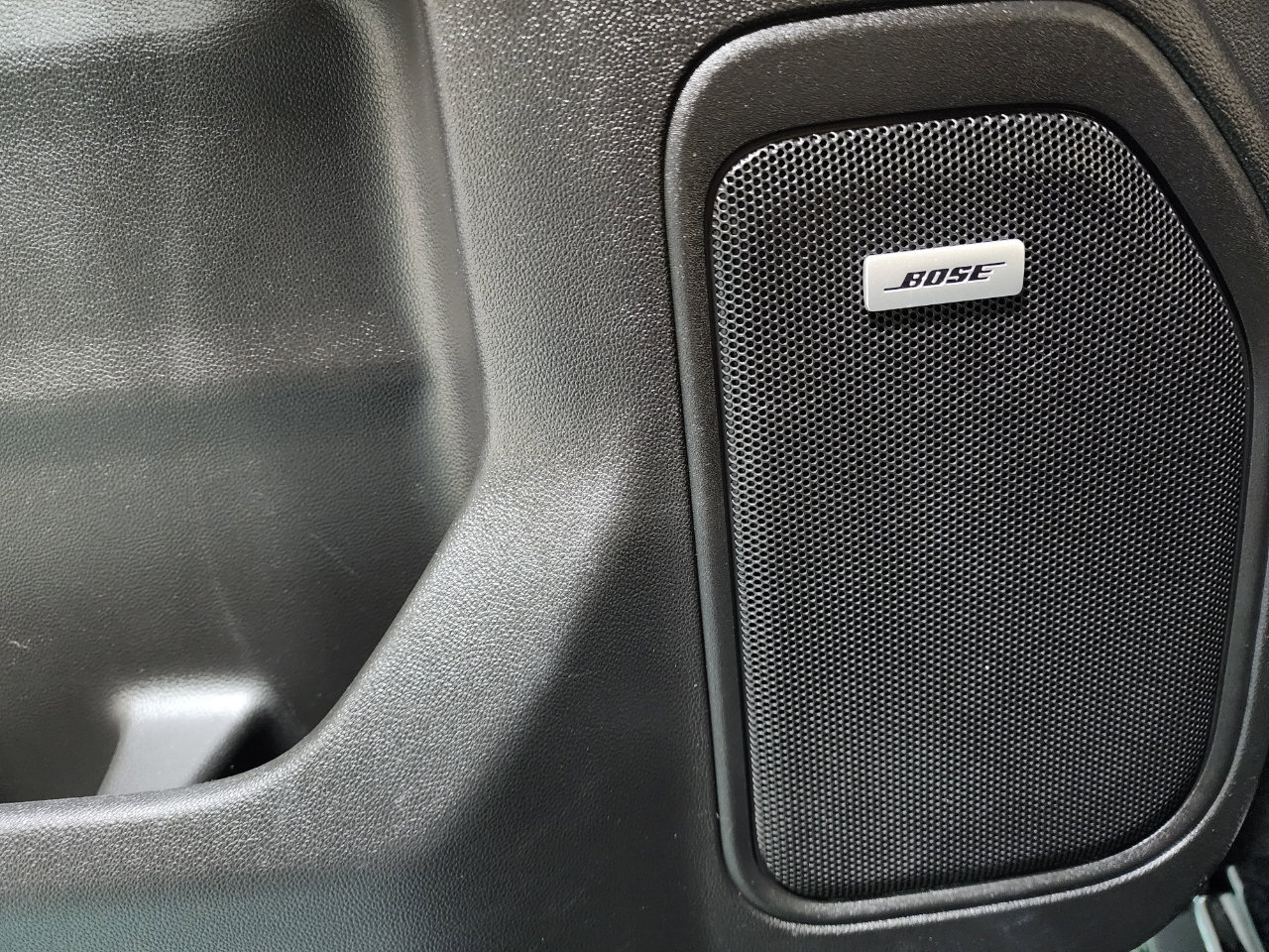 Used 2020 Chevrolet Silverado 1500 LT Trail Boss image 19