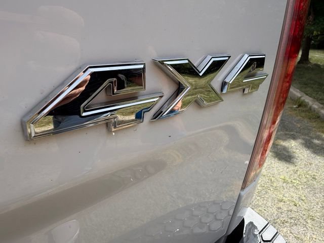 Used 2018 RAM 3500 Laramie w/ Convenience Group AWD/4WD image 15