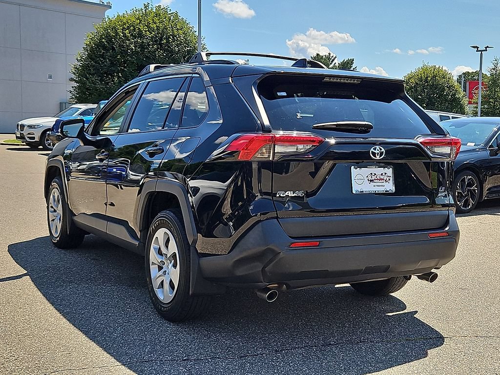 Used 2020 Toyota RAV4 LE w/ All Weather Liner Package AWD/4WD image 6