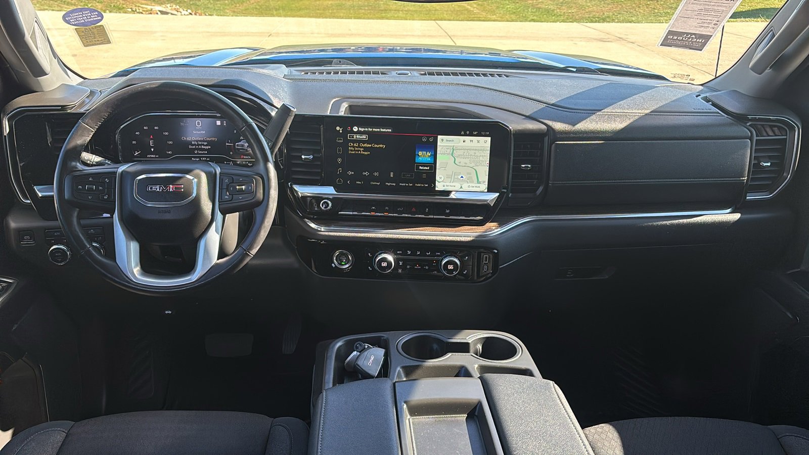 Used 2022 GMC Sierra 1500 Elevation image 12