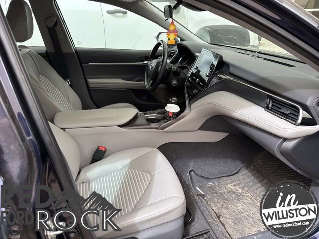 Used 2021 Toyota Camry SE AWD/4WD image 10