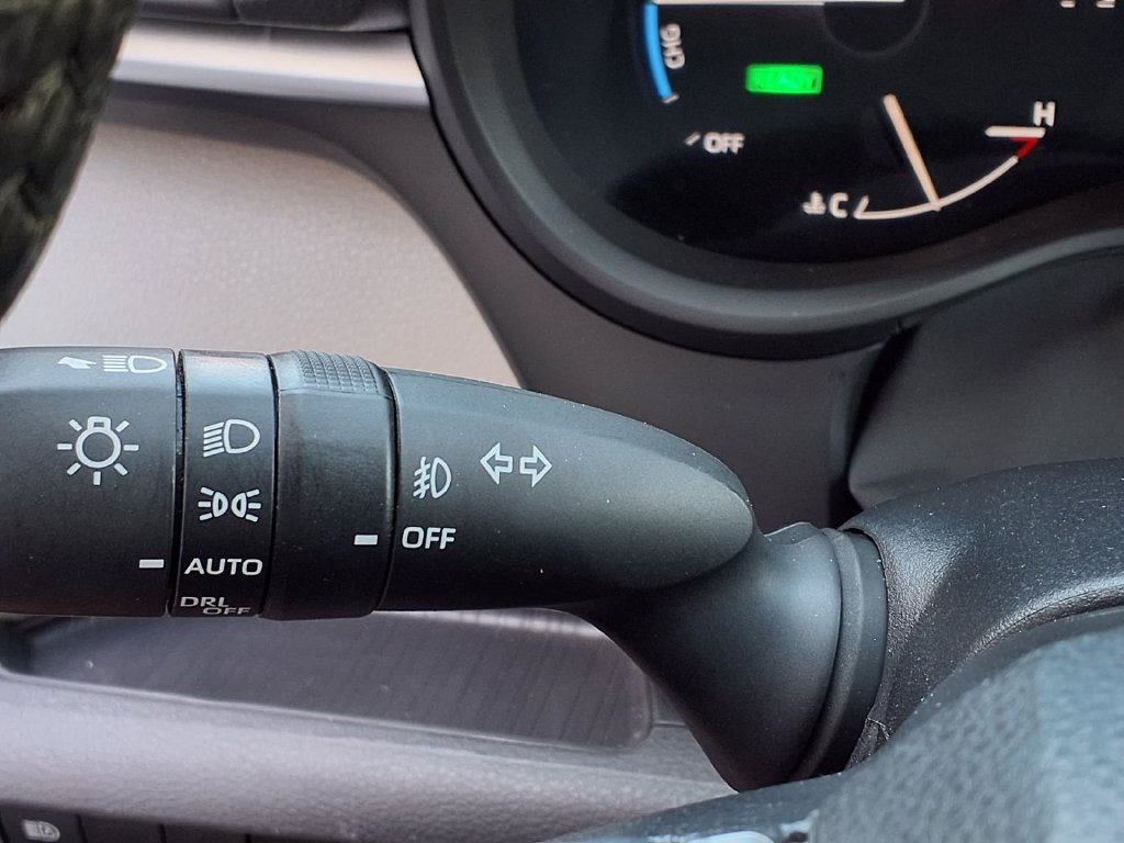 Certified 2024 Toyota Sienna XLE FWD image 16