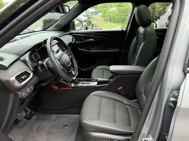 Certified 2023 Chevrolet TrailBlazer RS w/ Sun and Liftgate Package AWD/4WD image 11